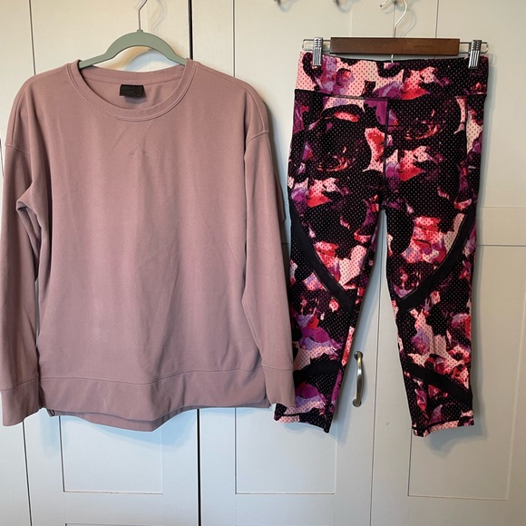 Calvin Klein Pants - Calvin Klein Black and Pink Activewear
